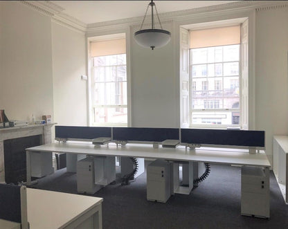 Second Hand Pod Style Desk by Herman Miller in White - (4 Seater Table top: 140cm x 60cm)