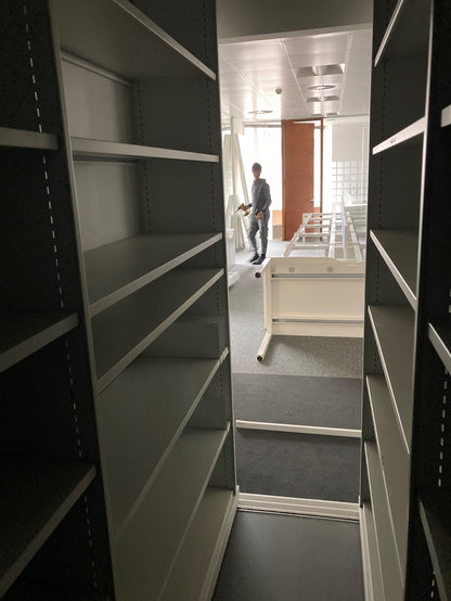 Mobile Shelving Units system (5 bays, 8 tiers) hand wheel operated