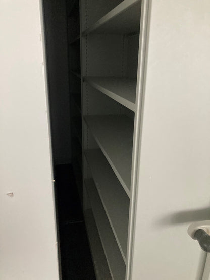 Mobile Shelving Units system (5 bays, 8 tiers) hand wheel operated