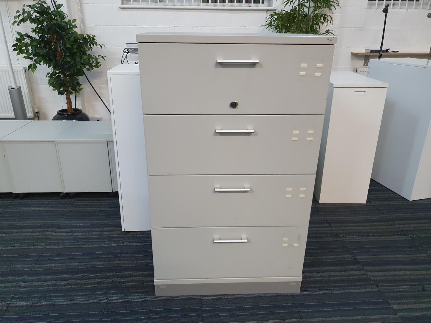 KINNARPS Pale Grey 4 DRAWER LATERAL FILING CABINET