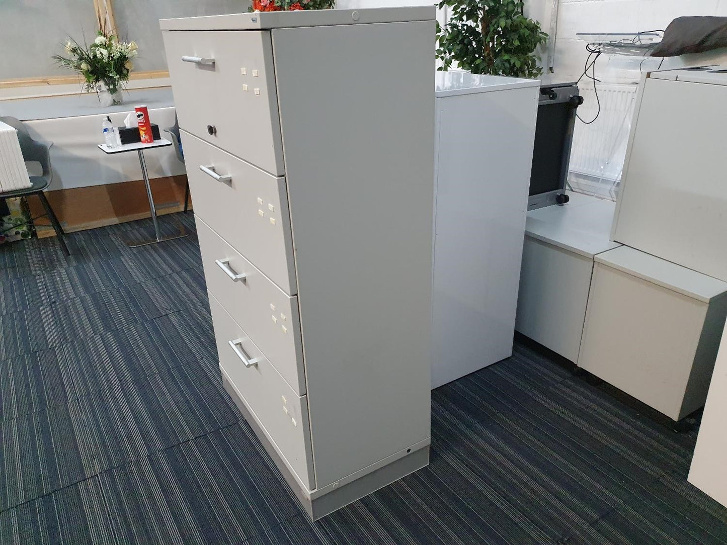 KINNARPS Pale Grey 4 DRAWER LATERAL FILING CABINET