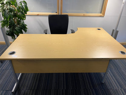 Large Executive L shape 180cm x 120cm x 73cm office