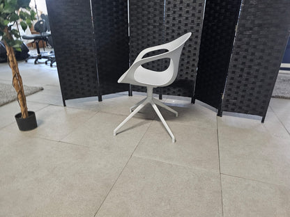 KIN204 Allemuir Plastic Swivel Kin Arm chair