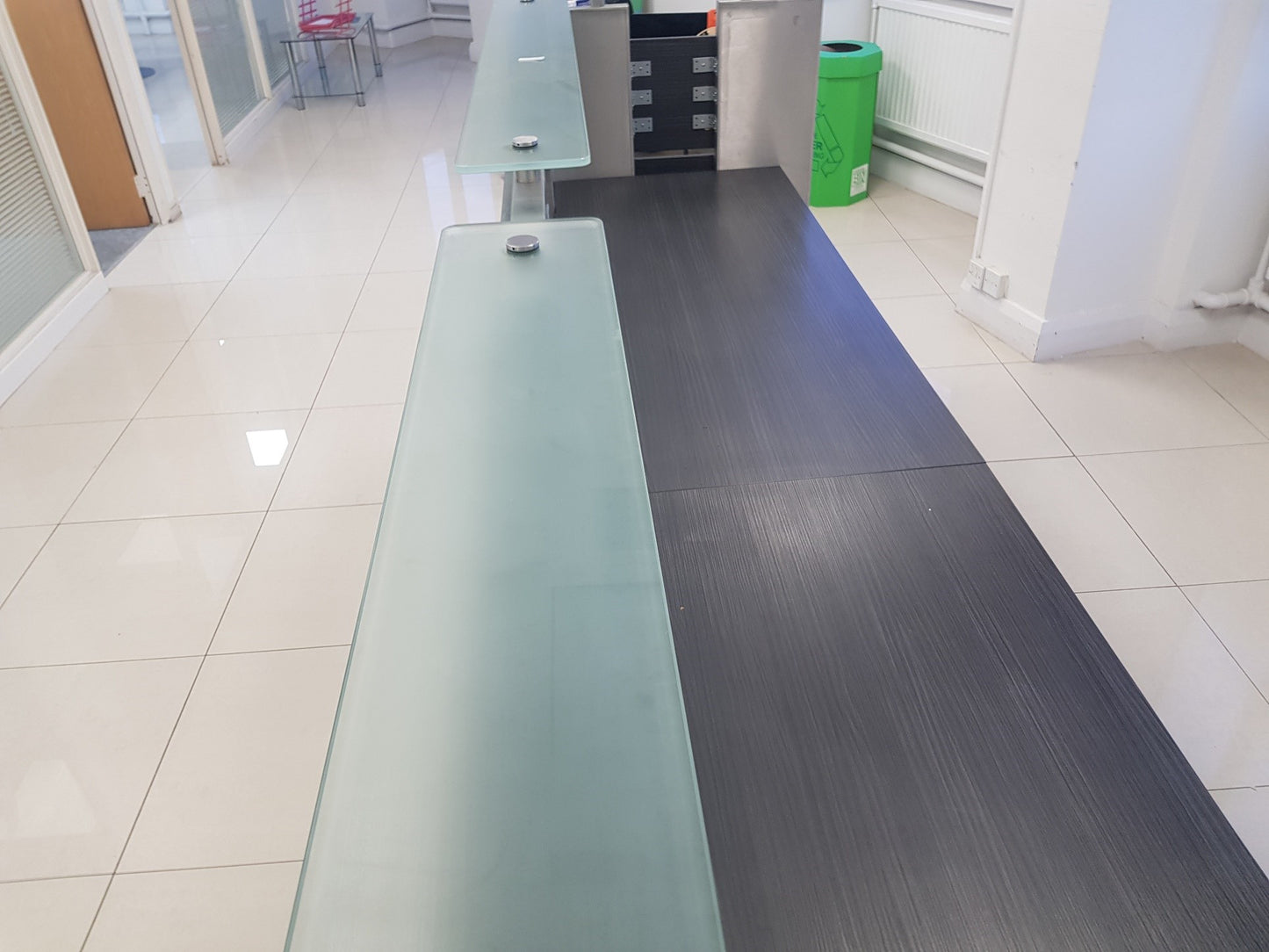 Office rectangle beauty salon reception desk