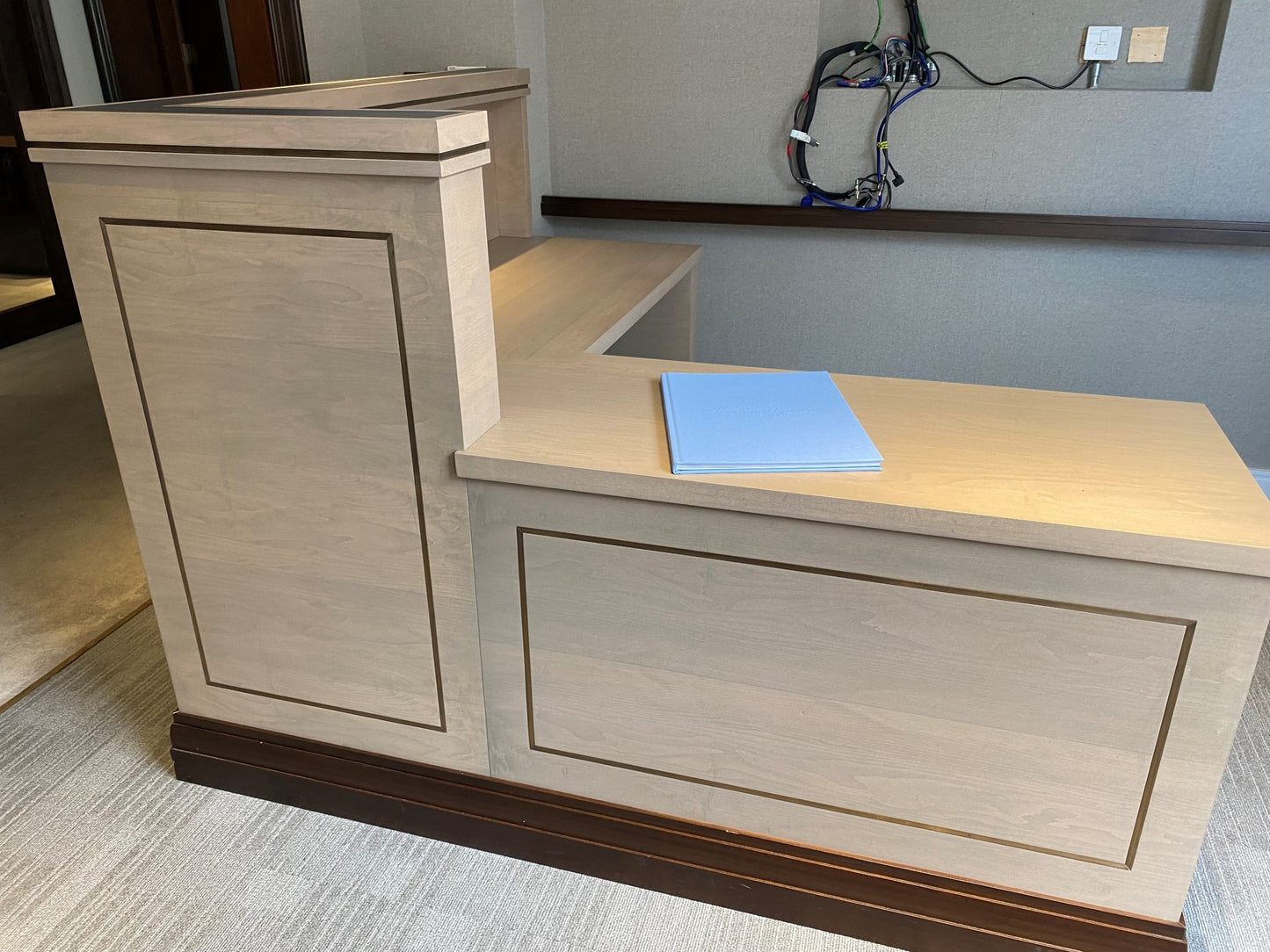 Used Second Hand L shaped Corner Left Return Reception Desk  H=120cm W=169cm L= 151cm