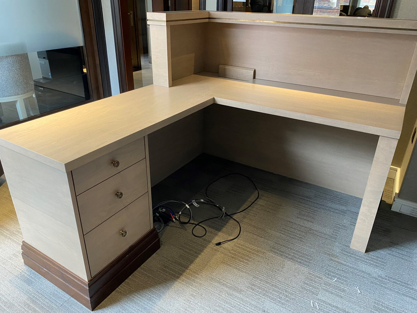 Used Second Hand L shaped Corner Left Return Reception Desk  H=120cm W=169cm L= 151cm