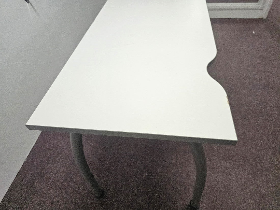 White Scallop Top Desk