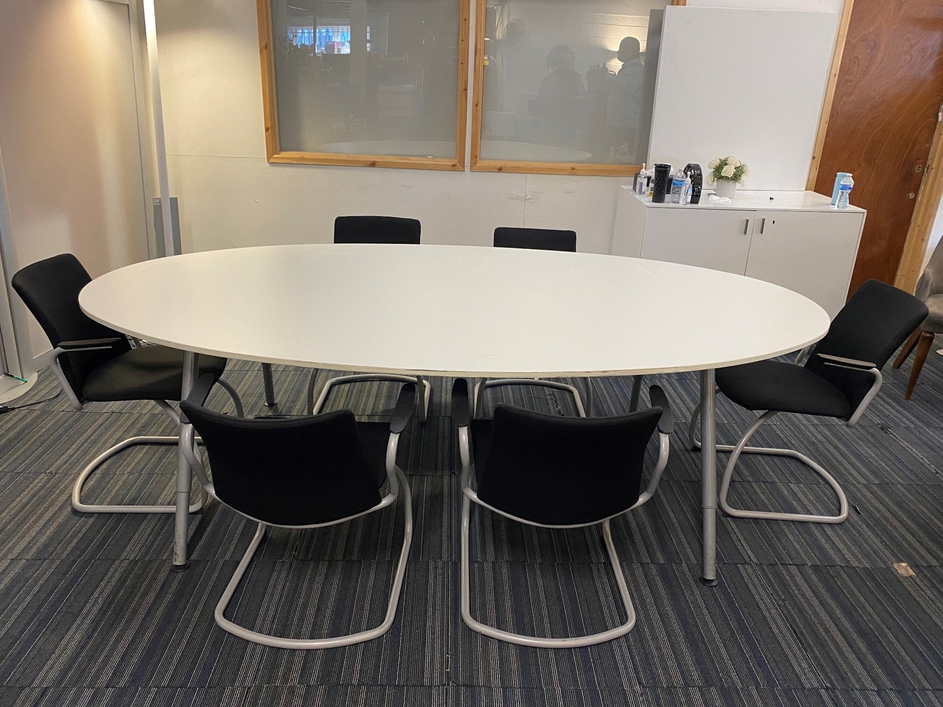 6 seater white oval meeting table