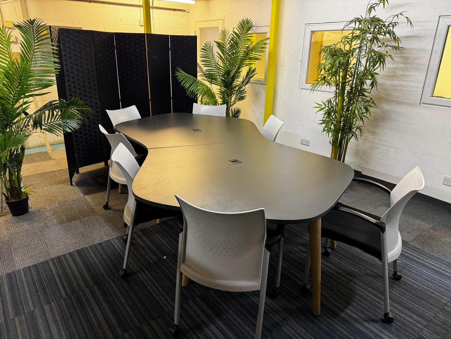 Sedus Mastermind Office Meeting Conference Boardroom table seats 6 - 8 299cm x 155cm