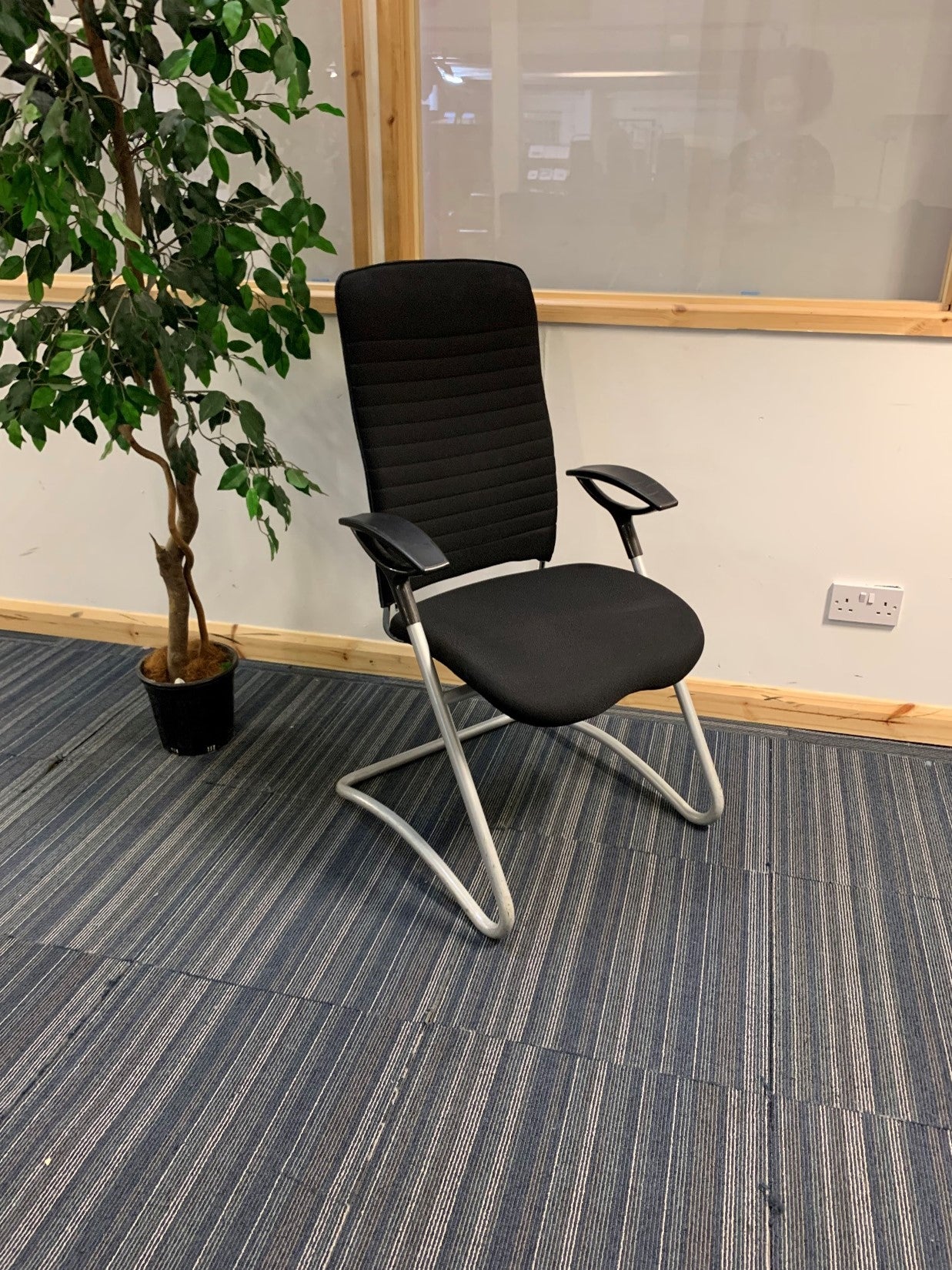 Black Executive Boardroom Chairs