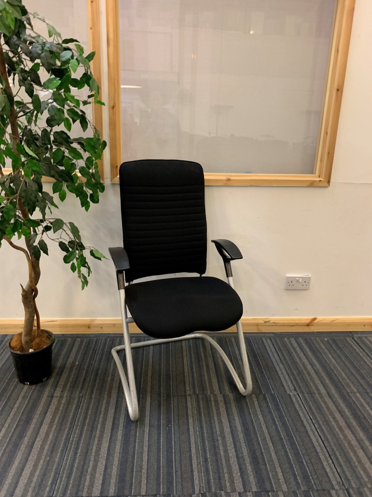 Black Executive Boardroom Chairs