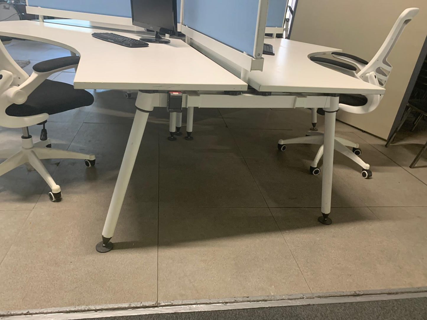 Three person office bench desk in white, 3 seater arc table