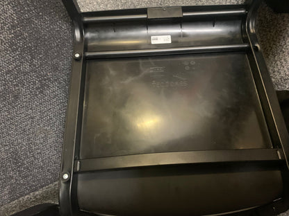 Preowned Chair Black  Plastic Back Adult Dining Meeting Training Stacking