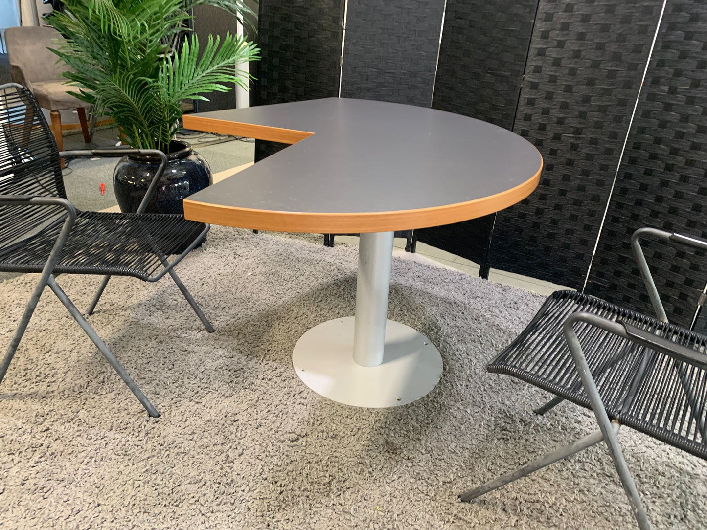 Modern grey finish breakout table 120cm diameter