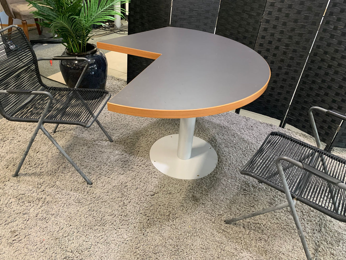 Modern grey finish breakout table 120cm diameter