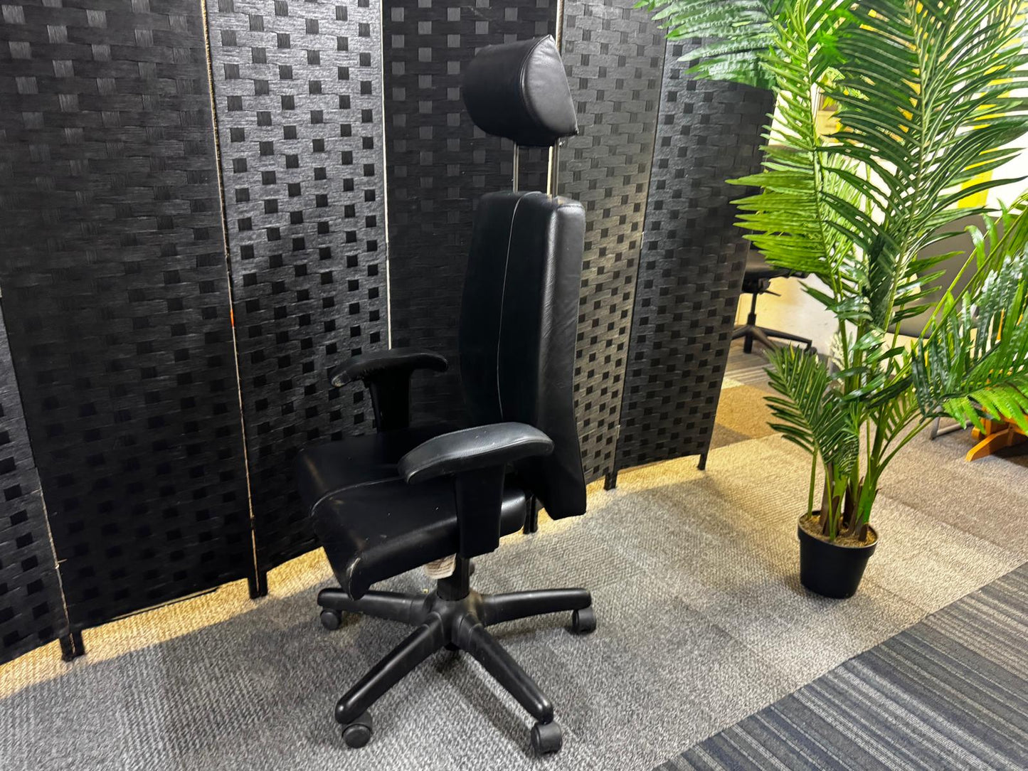 Black Executive Swivel Chair with headrest