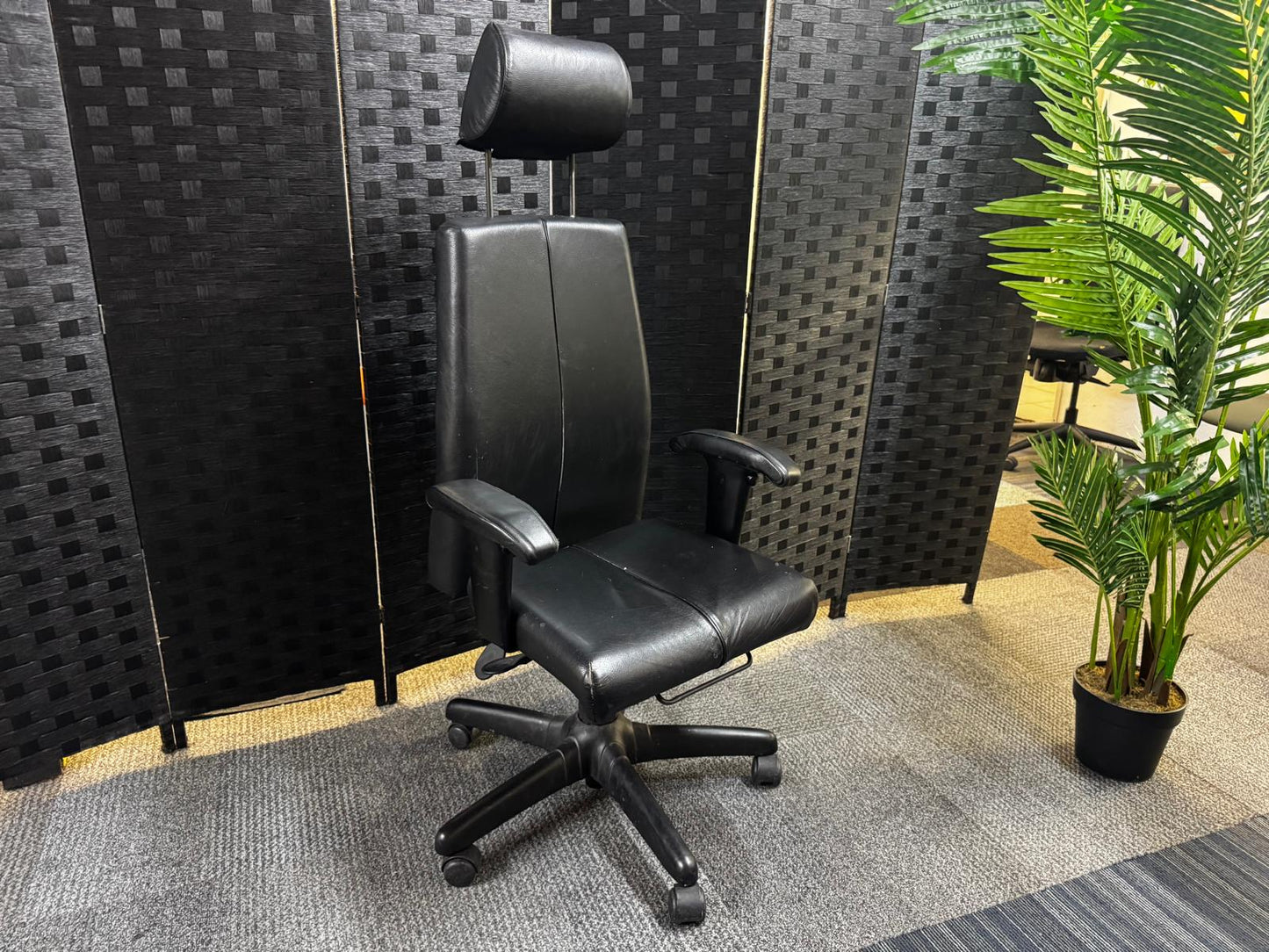 Black Executive Swivel Chair with headrest