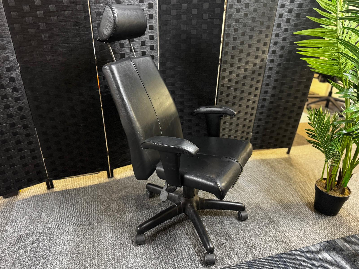 Black Executive Swivel Chair with headrest