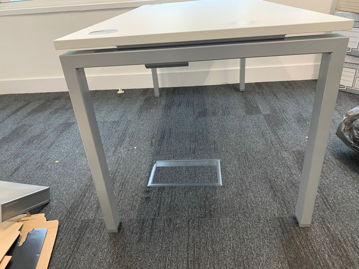 Second hand Single Desk 140cm x 60cm