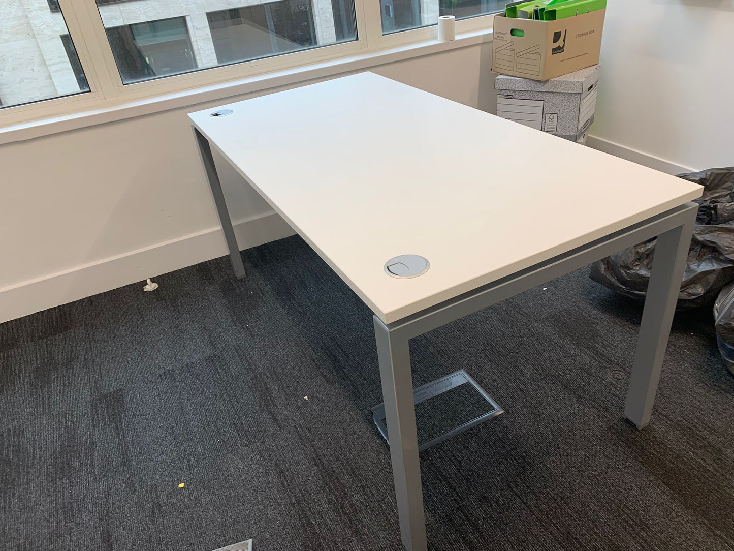 Second hand Single Desk 140cm x 60cm