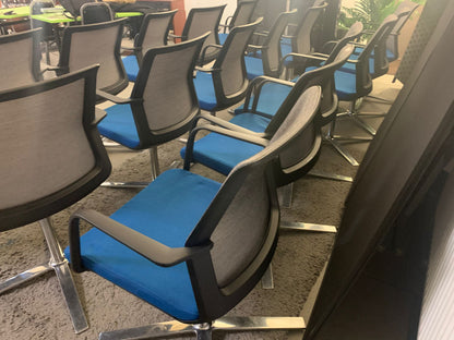 Used Orangebox Workday WD-CFA Meeting chair Blue Grey