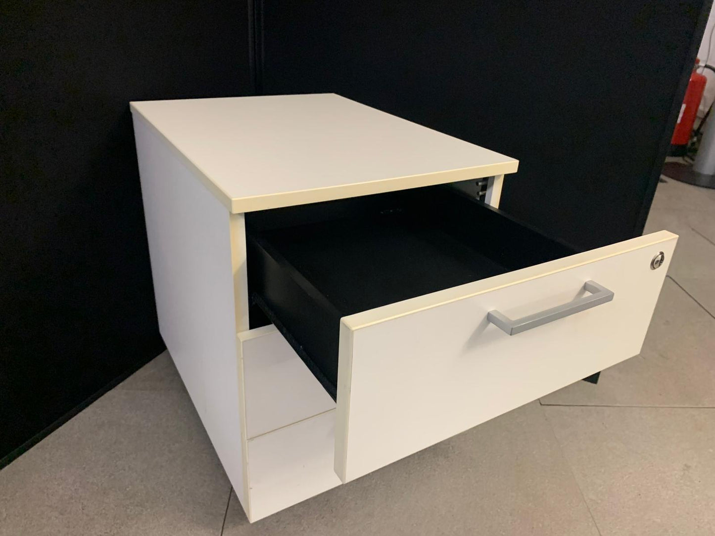 Used pedestal office drawer mobile 3 drawer white lockable H 55cm x D 60cm x W 42cm
