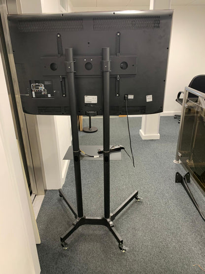 Second hand Samsung TV 46" Model: Ie46b551a6wqxu