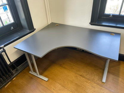 Used Corner L shape Desk Twin Leg  Large Executive desk 160cm x 120cm