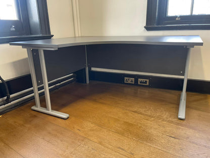 Used Corner L shape Desk Twin Leg  Large Executive desk 160cm x 120cm