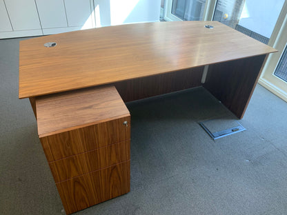 Used Wood finish executive desk single freestanding 180cm x 90cm and drawers