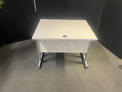 Used Desk single cantelever leg office white 100cm x 80cm