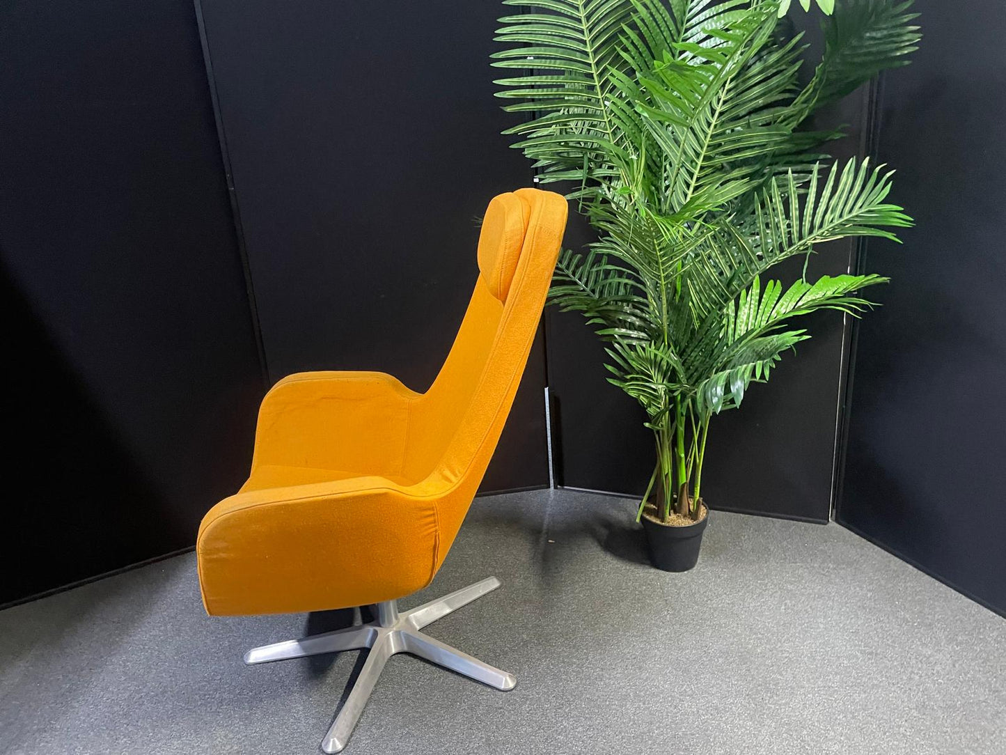 Pre-owned IKEA Karlstad swivel chair high back star-shaped base vibrant orange