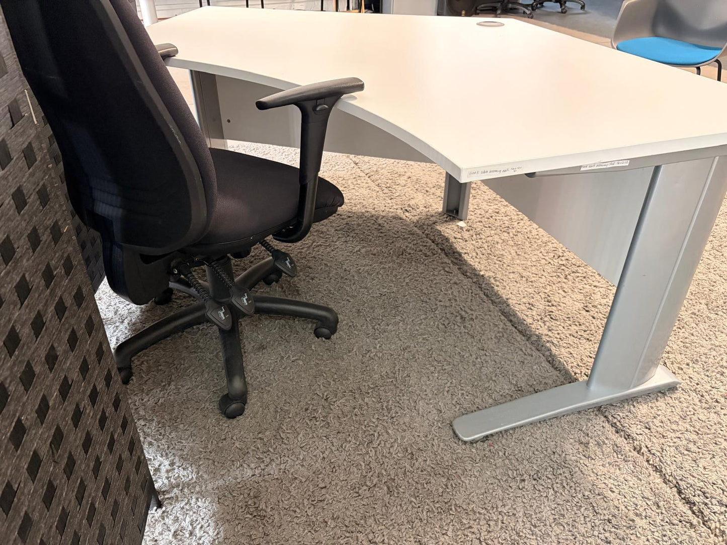 Pre-owned Desk single arc boomerang white 206cm x 80cm