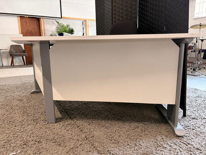 Pre-owned Desk single arc boomerang white 206cm x 80cm