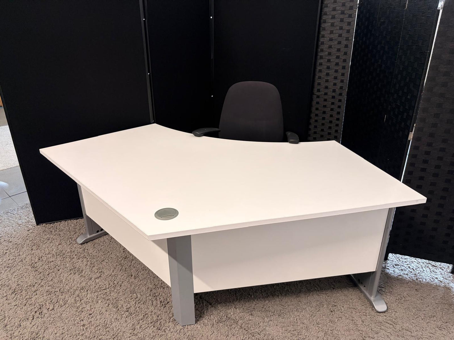 Pre-owned Desk single arc boomerang white 206cm x 80cm