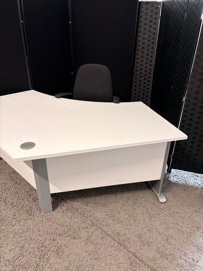 Pre-owned Desk single arc boomerang white 206cm x 80cm