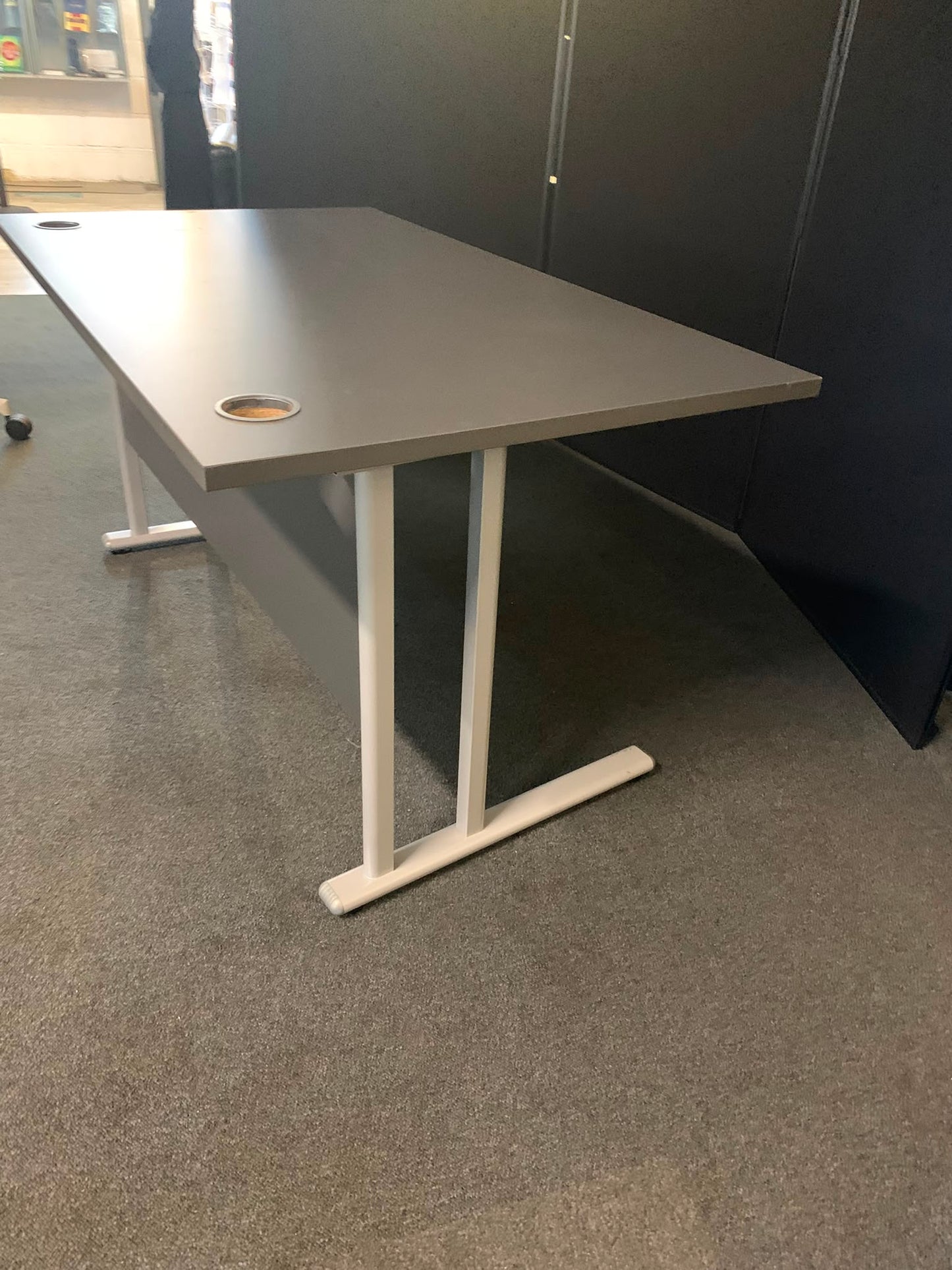 Used Desk rectangular grey cantilever leg table 140cm x 80cm