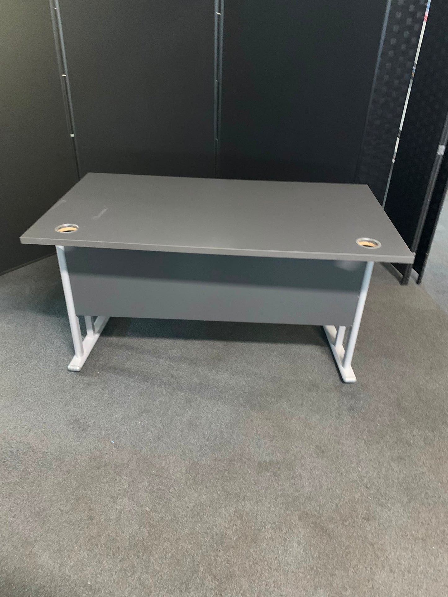 Used Desk rectangular grey cantilever leg table 140cm x 80cm