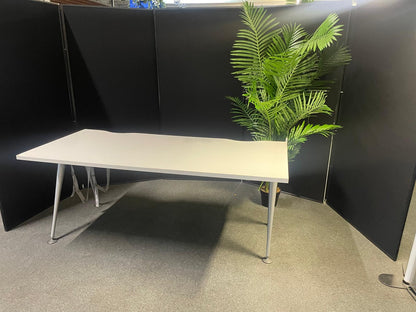 Used White Computer Desk stick leg 160cm x 80cm
