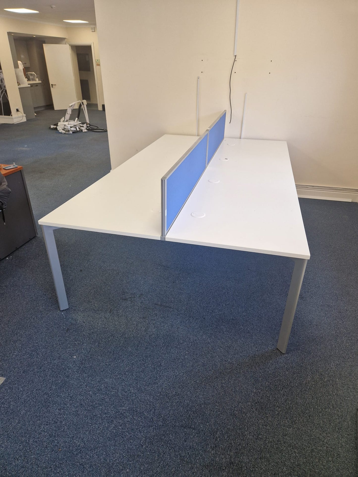 Used pod desk white bench bank hot desk 280cm x 160cm with divider