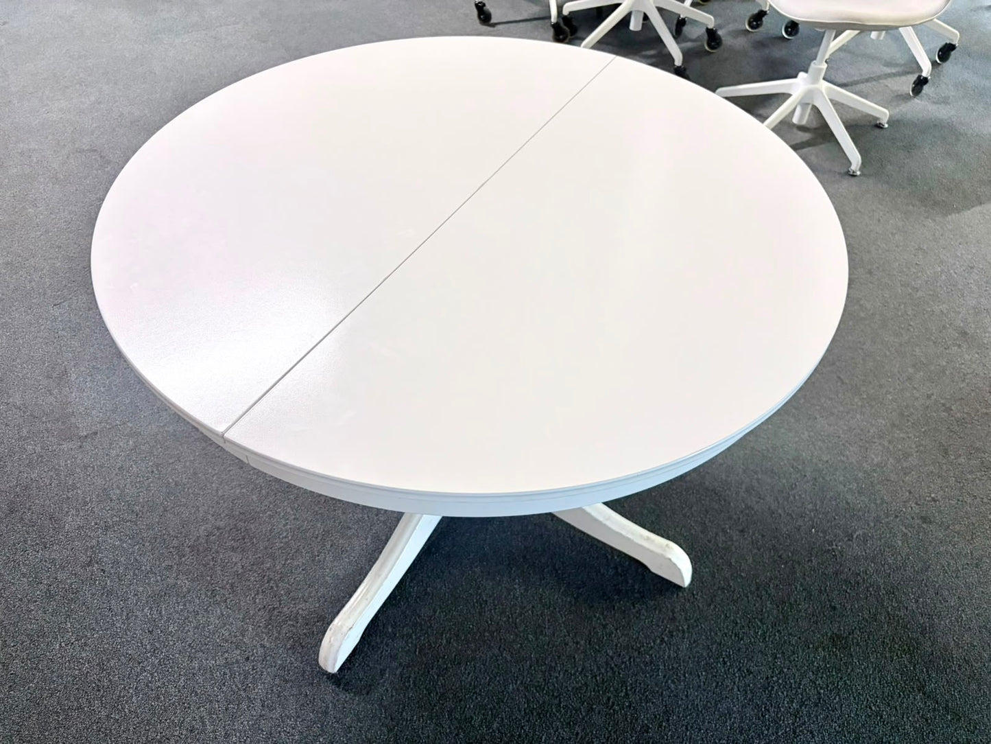 USED IKEA ROSENTORP extendable dining table in white with pedestal base
