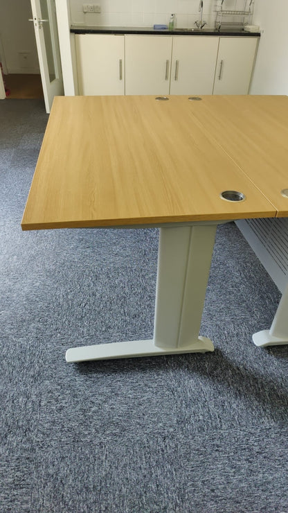 Wood finish Straight Rectangular Desk 160cm x 80cm  x73cm