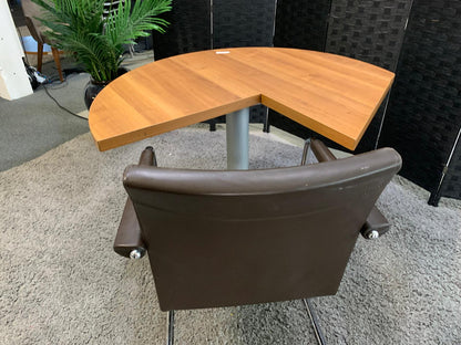 Modern wood finish breakout table 120cm diameter