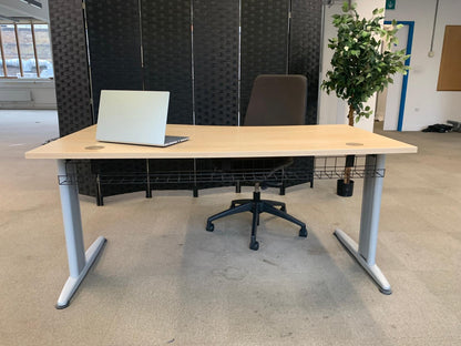 Pre-owned Beech Curved Wave Desks 140cm x 100cm x 80cm