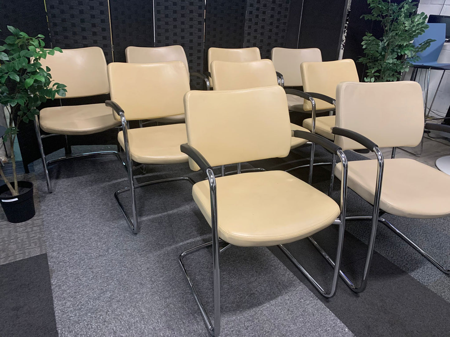 Used Meeting Boardroom Office Chair Cream Leather Boss Design