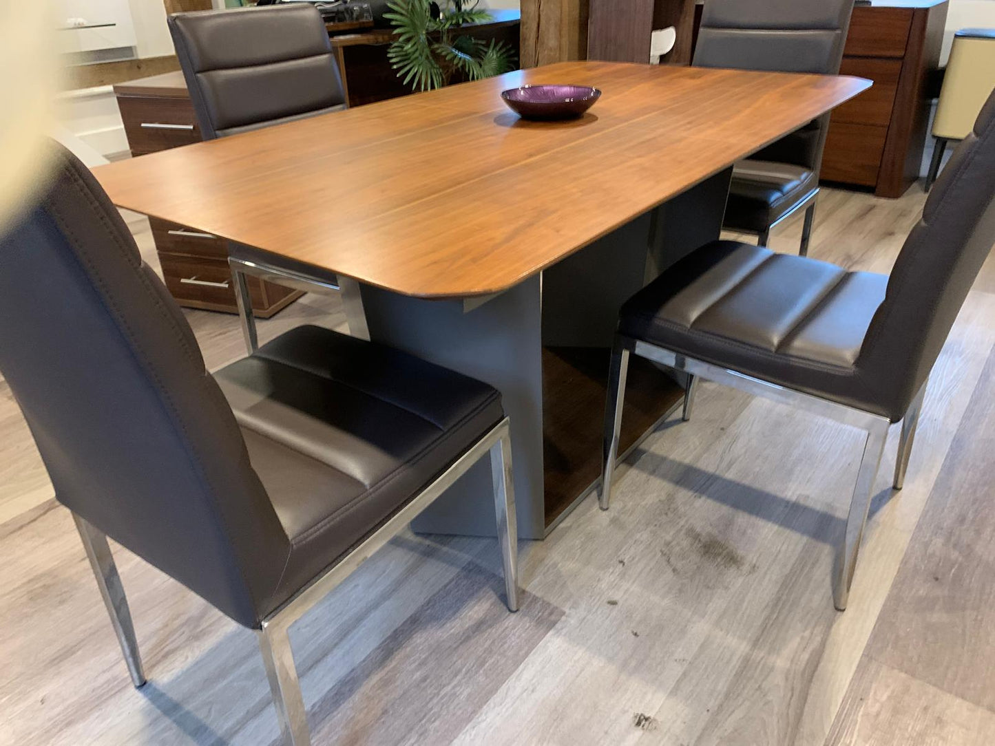 Second Hand Extendable Meeting Table  H 76cm x W 160cm x D 87.5cm Extended Width = 205cm