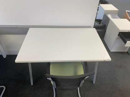 Used White Computer Desk stick leg 120cm x 80cm