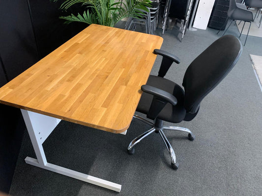 Used desk  office wood finish 120cm x 80cm