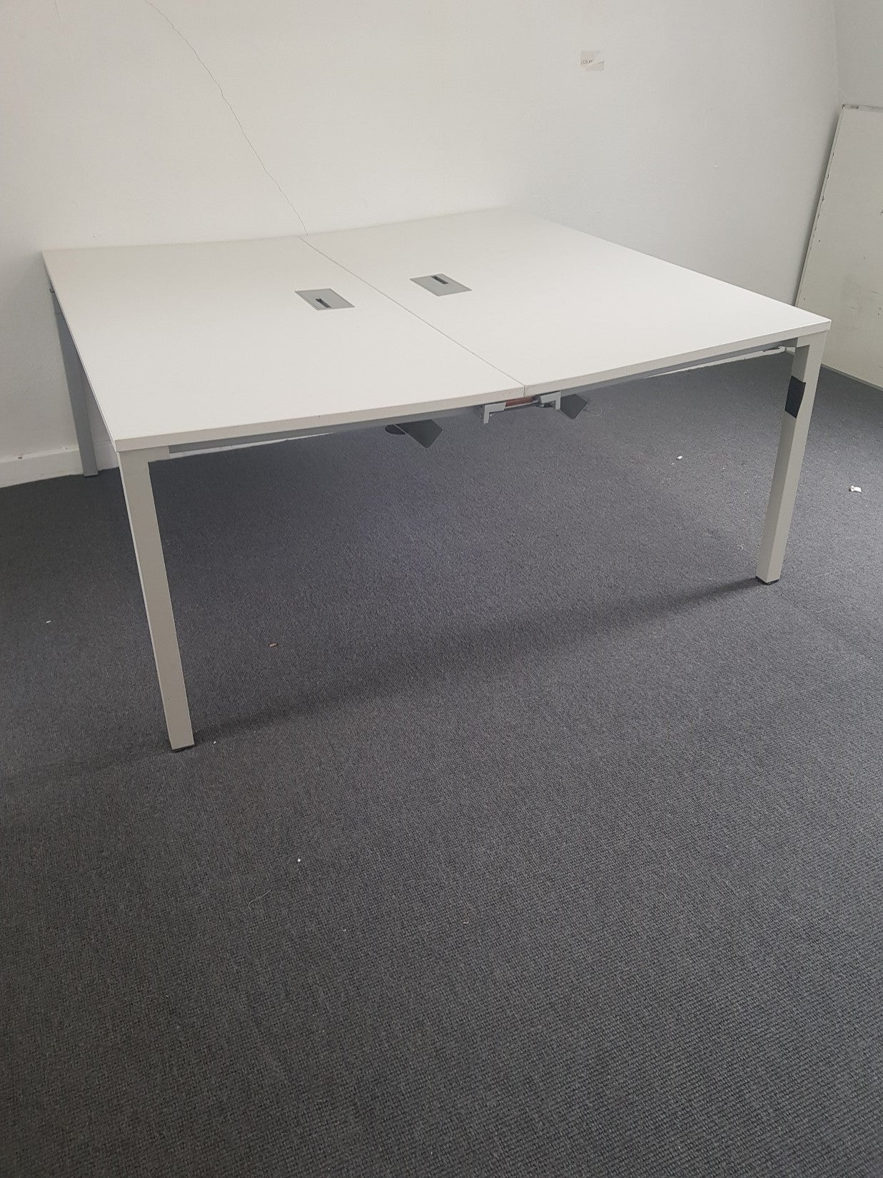 White 2 Pod Office desk (160cm x 80cm)