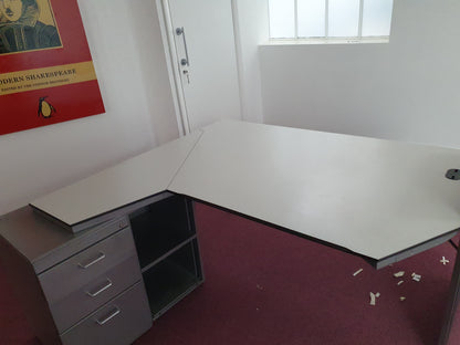 White high quality Techo L-shaped Hexagonal office, home office desks (h 73cm x w 160cm x d 100cm)